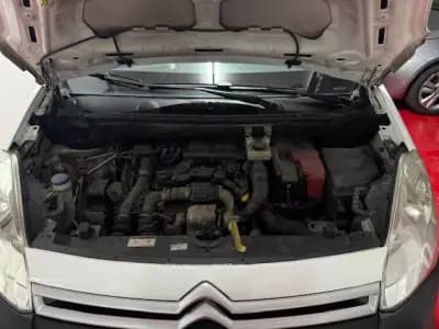 Vendo Citroën Berlingo 2015 - 8900 EUR, 221000 km - AUTO.MOTO.pt