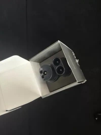 Vendo Tesla Model S 2019 - 27990 EUR, 181940 km - AUTO.MOTO.pt