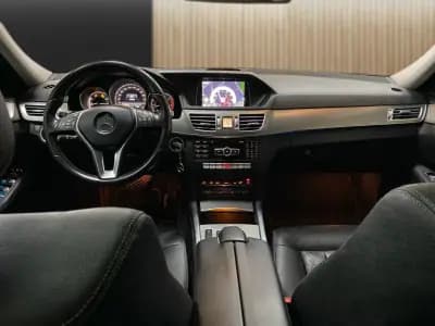 Sell Mercedes-Benz E 300 2015 - 15950 EUR, 272000 km - AUTO.MOTO.pt
