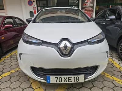 Vendo Renault Zoe 2019 - 7850 EUR, 130850 km - AUTO.MOTO.pt