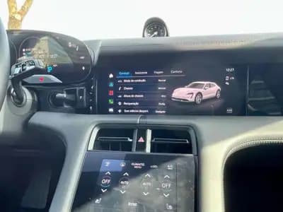 Sell Porsche Taycan Cross Turismo 2023 - 106480 EUR, 30000 km - AUTO.MOTO.pt