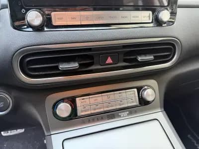 Sell Hyundai Kauai 2022 - 22900 EUR, 81000 km - AUTO.MOTO.pt