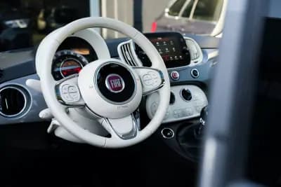 Sell Fiat 500 2020 - 9999 EUR, 89000 km - AUTO.MOTO.pt