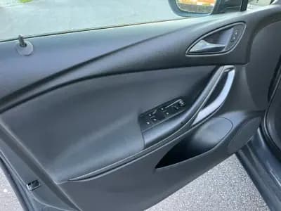 Sell Opel Astra 2016 - 13990 EUR, 190000 km - AUTO.MOTO.pt