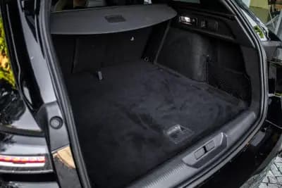 Vendo Peugeot 308 SW 2023 - 23790 EUR, 59725 km - AUTO.MOTO.pt