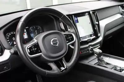 Vendo Volvo XC 60 2020 - 33990 EUR, 168000 km - AUTO.MOTO.pt