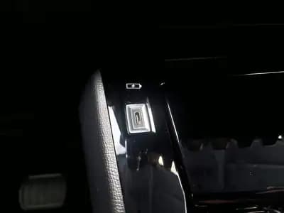 Vendo Peugeot 208 2025 - 23500 EUR, 14659 km - AUTO.MOTO.pt