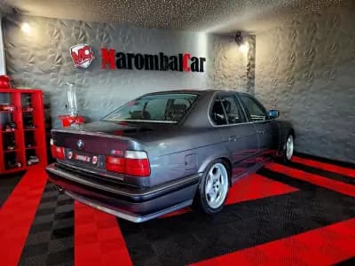Vendo BMW M5 1989 - 30990 EUR, 203604 km - AUTO.MOTO.pt
