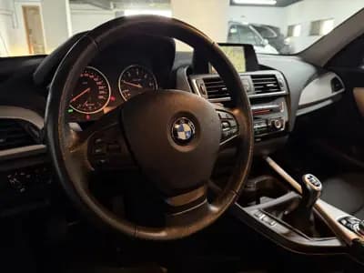 Vendo BMW 116 2015 - 11990 EUR, 187000 km - AUTO.MOTO.pt