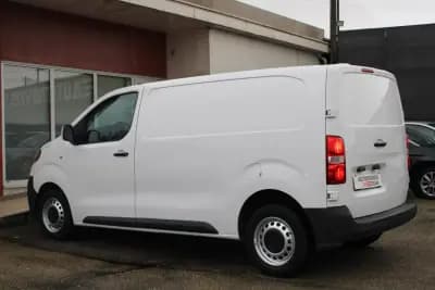 Sell Citroën Jumpy 2016 - 13990 EUR, 148000 km - AUTO.MOTO.pt