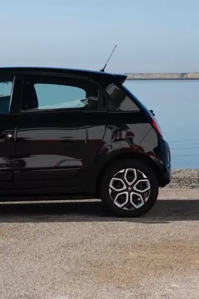 Vendo Renault Twingo 2020 - 10000 EUR, 80000 km - AUTO.MOTO.pt