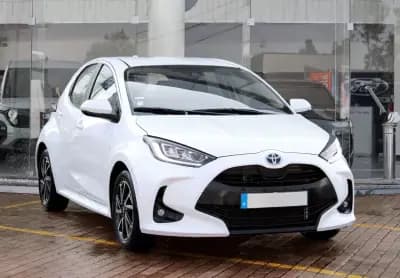 Sell Toyota Yaris 2022 - 21900 EUR, 71200 km - AUTO.MOTO.pt