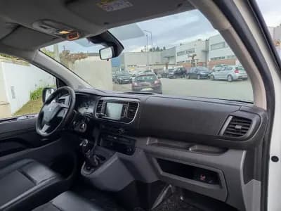 Vendo Peugeot Expert 2019 - 13990 EUR, 154840 km - AUTO.MOTO.pt