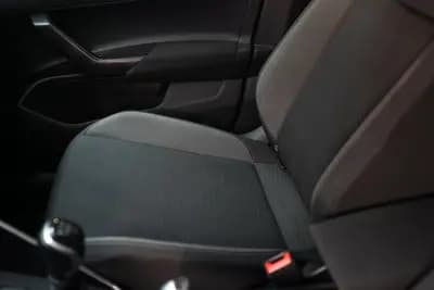 Vendo Volkswagen Taigo 2022 - 16490 EUR, 43000 km - AUTO.MOTO.pt