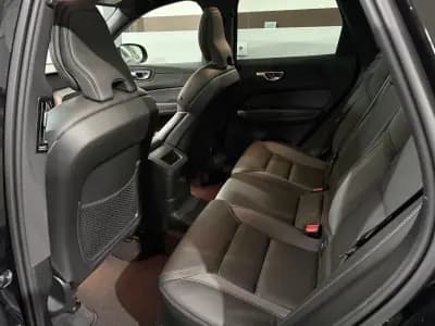 Sell Volvo XC 60 2024 - 59900 EUR, 11000 km - AUTO.MOTO.pt