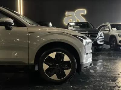 Sell Volvo EX30 2024 - 32990 EUR, 14200 km - AUTO.MOTO.pt