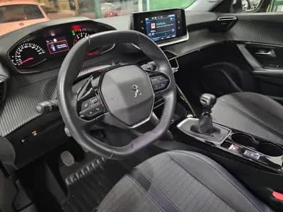 Vendo Peugeot 2008 2021 - 19850 EUR, 74617 km - AUTO.MOTO.pt