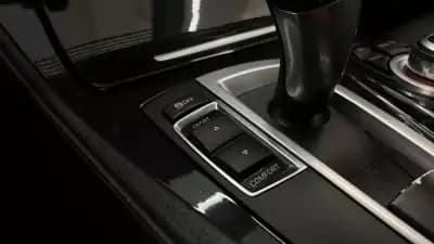 Vendo BMW 520 2012 - 13990 EUR, 299976 km - AUTO.MOTO.pt