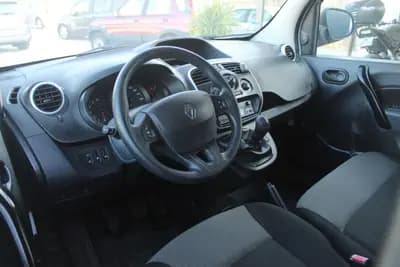 Sell Renault Kangoo 2018 - 10900 EUR, 149000 km - AUTO.MOTO.pt