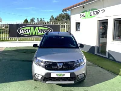 Vendo Dacia Sandero 2020 - 11800 EUR, 172967 km - AUTO.MOTO.pt