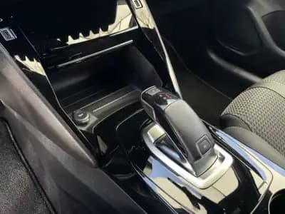 Sell Peugeot 208 2020 - 17500 EUR, 29713 km - AUTO.MOTO.pt