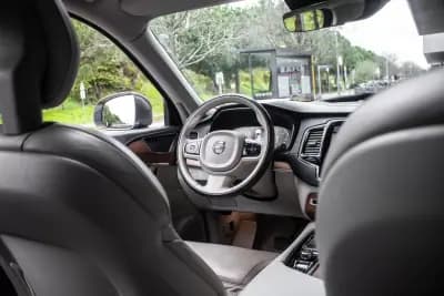 Sell Volvo XC 90 2016 - 24990 EUR, 206775 km - AUTO.MOTO.pt