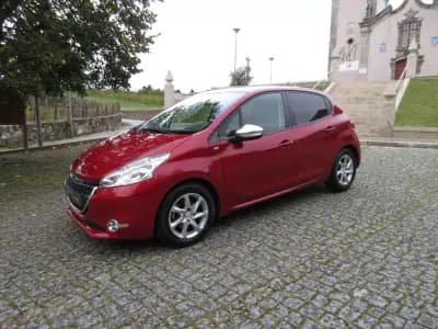 Sell Peugeot 208 2014 - 7990 EUR, 71000 km - AUTO.MOTO.pt