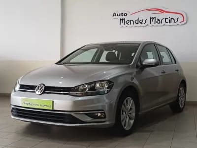 Vendo Volkswagen Golf 2017 - 17390 EUR, 126004 km - AUTO.MOTO.pt