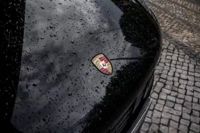 Vendo Porsche Macan 2018 - 59990 EUR, 99798 km - AUTO.MOTO.pt