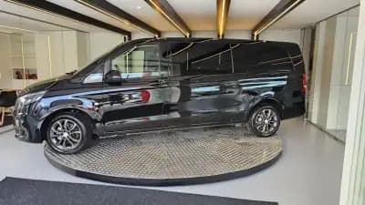 Sell Mercedes-Benz Vito Tourer 2019 - 34900 EUR, 99800 km - AUTO.MOTO.pt