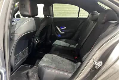 Vendo Mercedes-Benz A 250 Limousine 2022 - 31950 EUR, 32438 km - AUTO.MOTO.pt