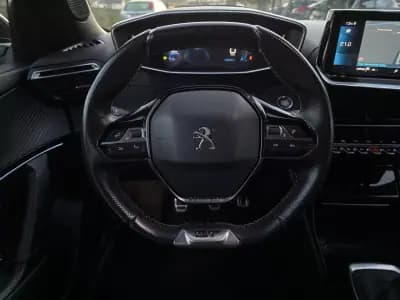 Sell Peugeot 2008 2020 - 19990 EUR, 168000 km - AUTO.MOTO.pt
