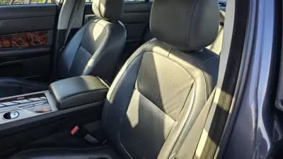 Sell Jaguar XF 2008 - 11900 EUR, 231206 km - AUTO.MOTO.pt