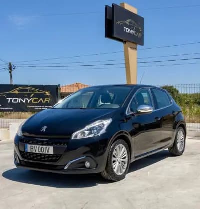Sell Peugeot 208 2015 - 10990 EUR, 152900 km - AUTO.MOTO.pt