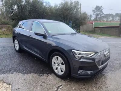 Vendo Audi e-tron 2021 - 22500 EUR, 181400 km - AUTO.MOTO.pt