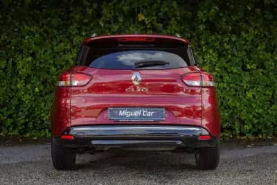 Vendo Renault Clio 2019 - 13900 EUR, 138500 km - AUTO.MOTO.pt