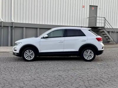 Vendo Volkswagen T-Roc 2020 - 23500 EUR, 88000 km - AUTO.MOTO.pt