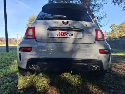 Sell Abarth 695 2023 - 29990 EUR, 6300 km - AUTO.MOTO.pt