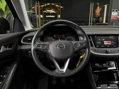 Vendo Opel Grandland X 2021 - 19990 EUR, 113300 km - AUTO.MOTO.pt