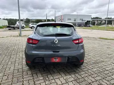 Sell Renault Clio 2019 - 11490 EUR, 113000 km - AUTO.MOTO.pt