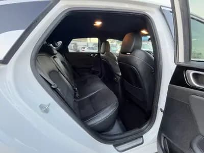 Vendo Kia ProCeed 2022 - 19450 EUR, 92000 km - AUTO.MOTO.pt