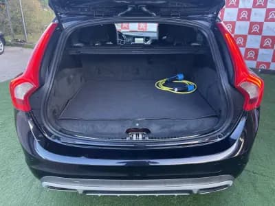 Sell Volvo V60 2015 - 14990 EUR, 184500 km - AUTO.MOTO.pt