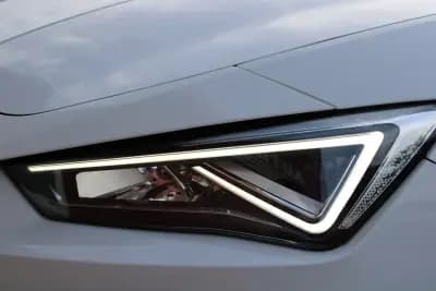 Vendo SEAT Leon ST 2021 - 19990 EUR, 184000 km - AUTO.MOTO.pt