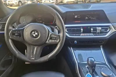 Vendo BMW 320 2020 - 31000 EUR, 130000 km - AUTO.MOTO.pt