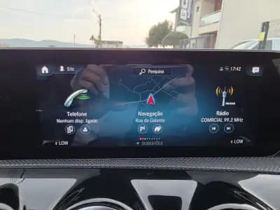 Vendo Mercedes-Benz CLA 180 2020 - 31990 EUR, 97000 km - AUTO.MOTO.pt