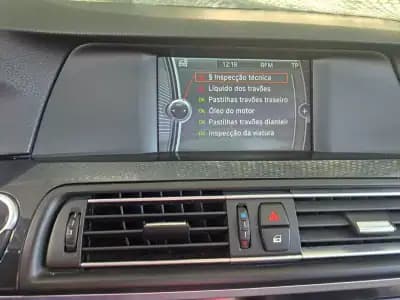 Vendo BMW 520 2012 - 11250 EUR, 371188 km - AUTO.MOTO.pt