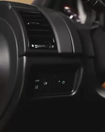 Vendo Jaguar F-Type 2018 - 45950 EUR, 78000 km - AUTO.MOTO.pt