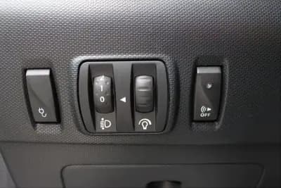 Sell Renault Zoe 2018 - 13750 EUR, 94000 km - AUTO.MOTO.pt