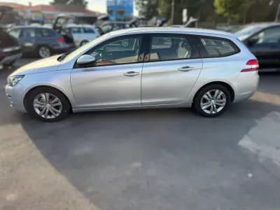 Vendo Peugeot 308 SW 2015 - 12900 EUR, 162000 km - AUTO.MOTO.pt