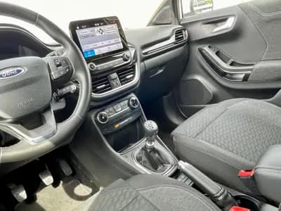 Vendo Ford Puma 2022 - 18780 EUR, 99700 km - AUTO.MOTO.pt